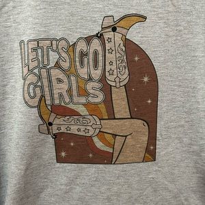 New - Let’s go girls graphic short sleeve tee size large